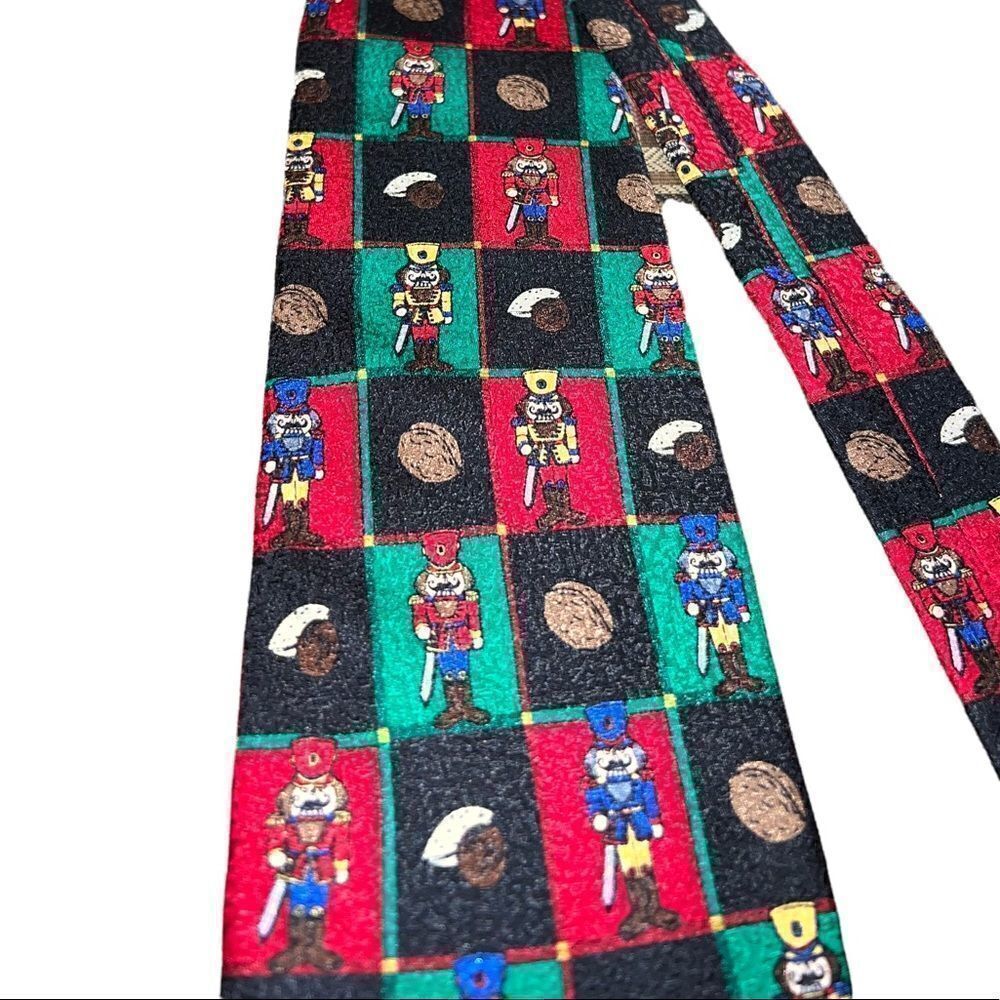VTG 1998 RM Holidays Silk Nutcracker Christmas Tie Made in USA